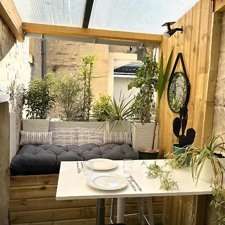 Le 7 Apartment
